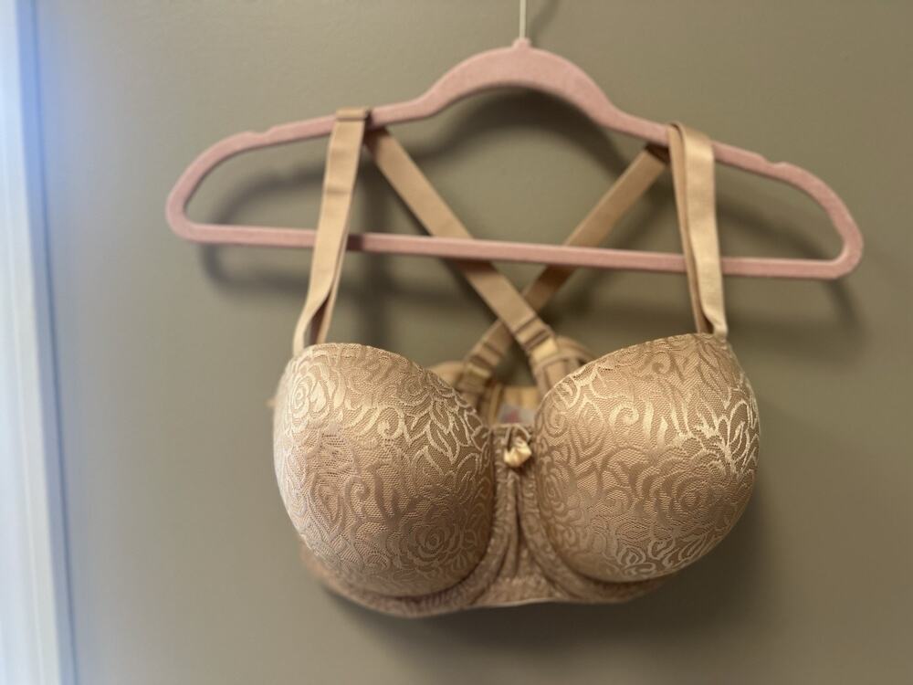 Breezies Convertible Strapless Underwire Bra Lace Nude Beige 38DD Multiway Wear